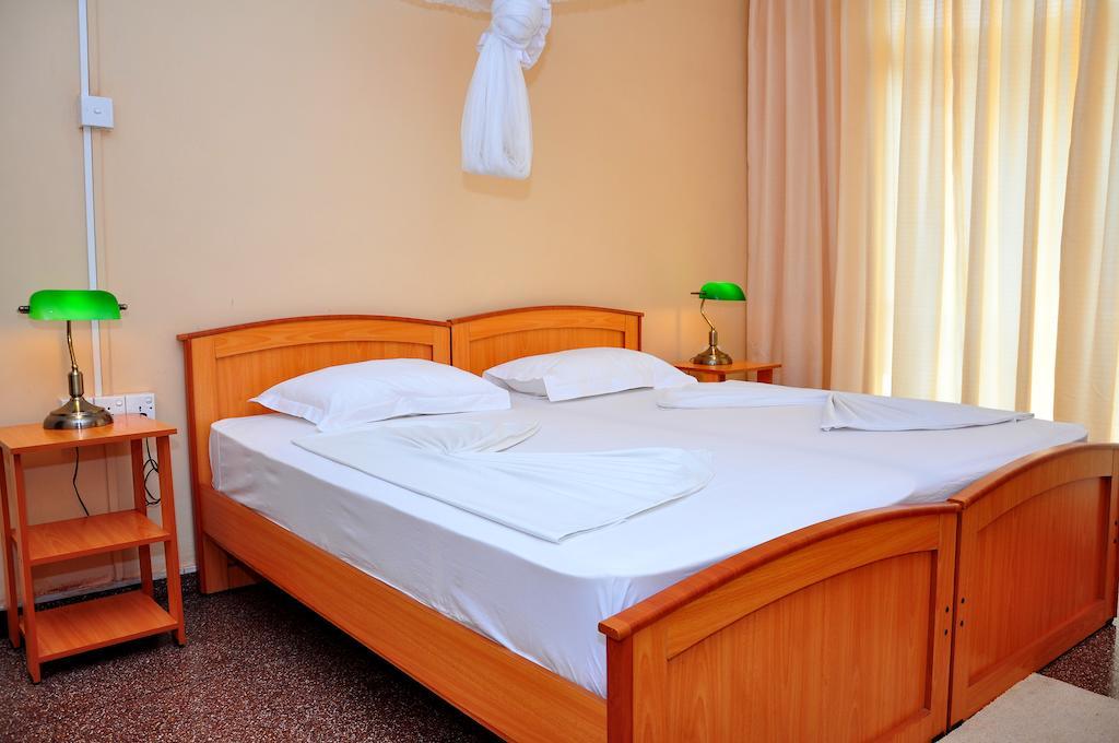 Hotel Melbourne Tourist Rest à Anurâdhapura Chambre photo